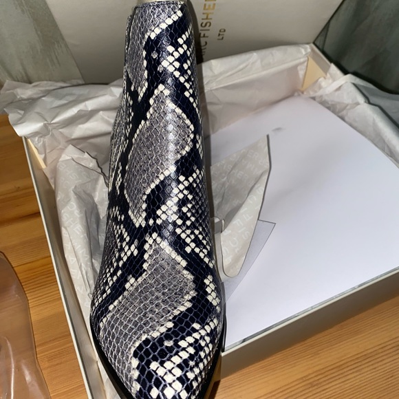 Marc fisher Alva snake boots - Picture 4 of 9
